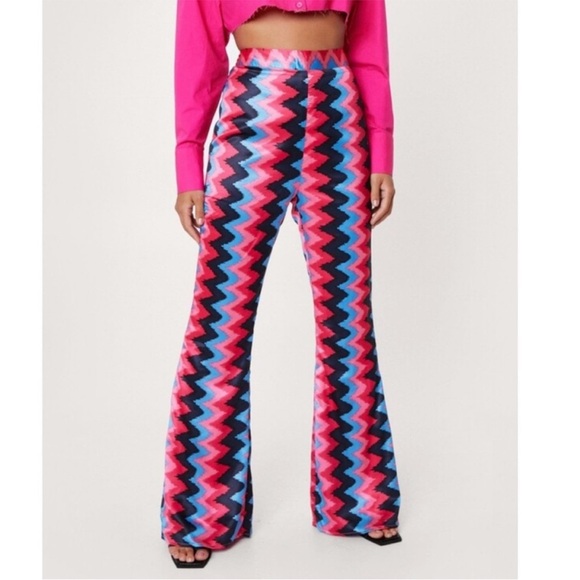 Nasty Gal Zig Zag Print Woven Flare Pants US Size 6 UK 10 Pink Blue Black Retro - Picture 11 of 11